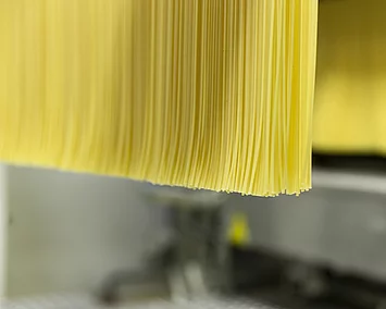 Die Pasta wird langsam und bis zu zwölf Stunden getrocknet. Ein traditionsbewusster Ansatz.