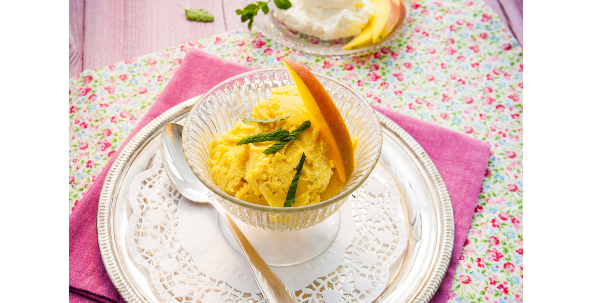 Mango-Mandel-Eis